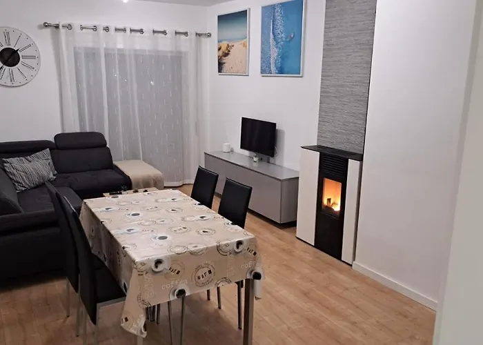 Апартаменты A De 3 Pieces - 72m2 Эшмориш